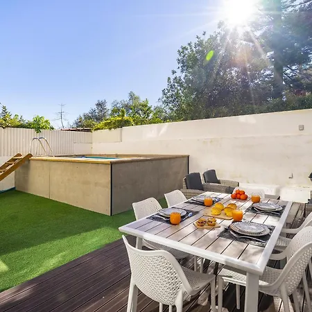 Apartment Whome Suburban Serenity Family With Pool *