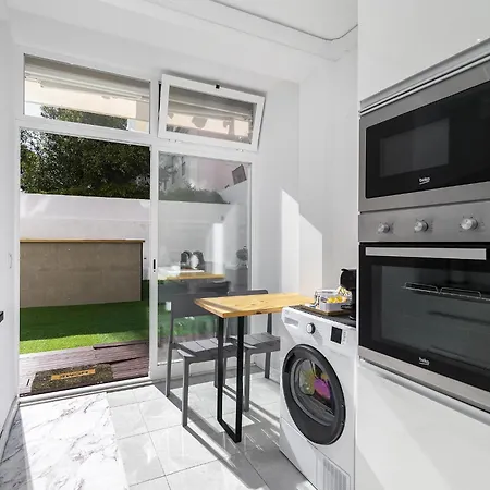 Apartamento Whome Suburban Serenity Family With Pool Algés